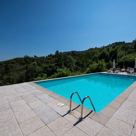 211 - Appartamento Acacia, Terrazza Giardino E Piscina Carro Bagian luar foto