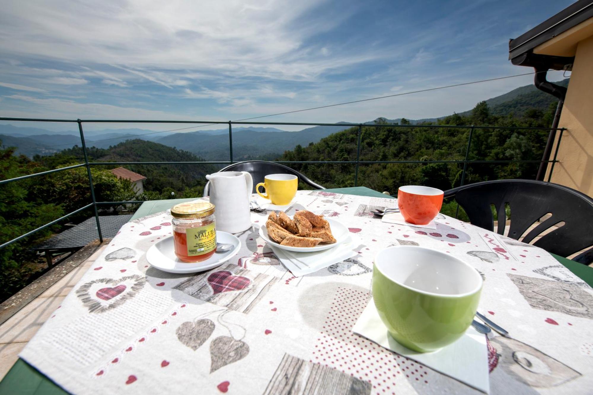 211 - Appartamento Acacia, Terrazza Giardino E Piscina Carro Bagian luar foto